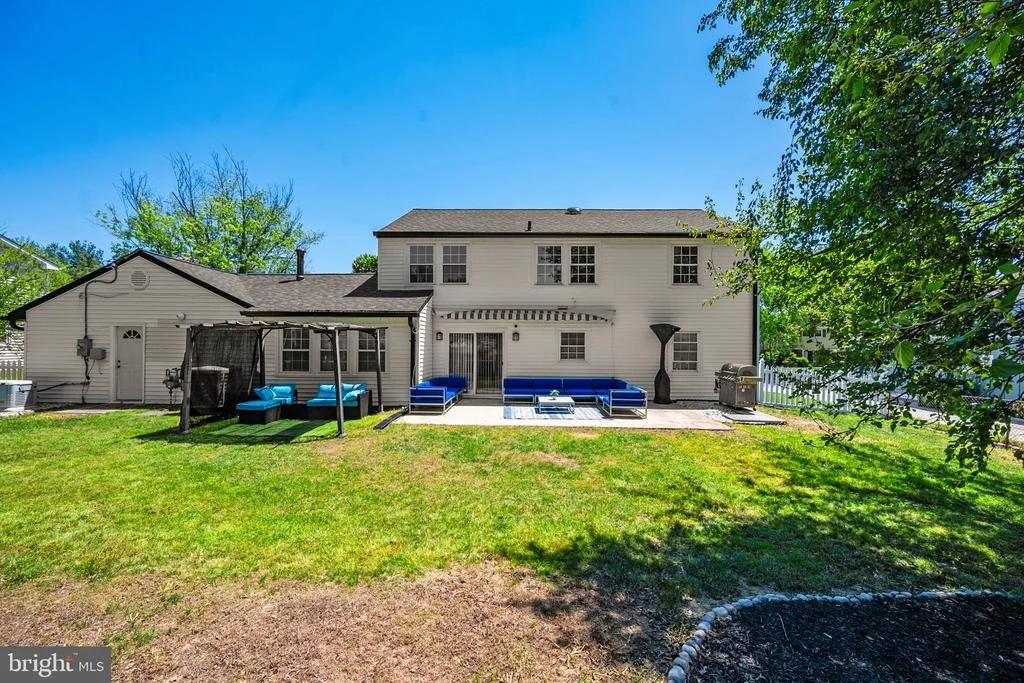 Photo of 4202 MINSTRELL LANE