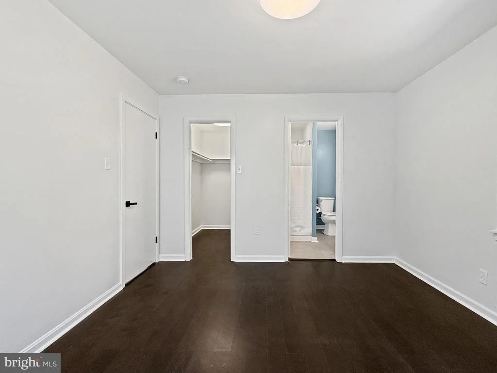 Photo of 1204 PARRISH DRIVE