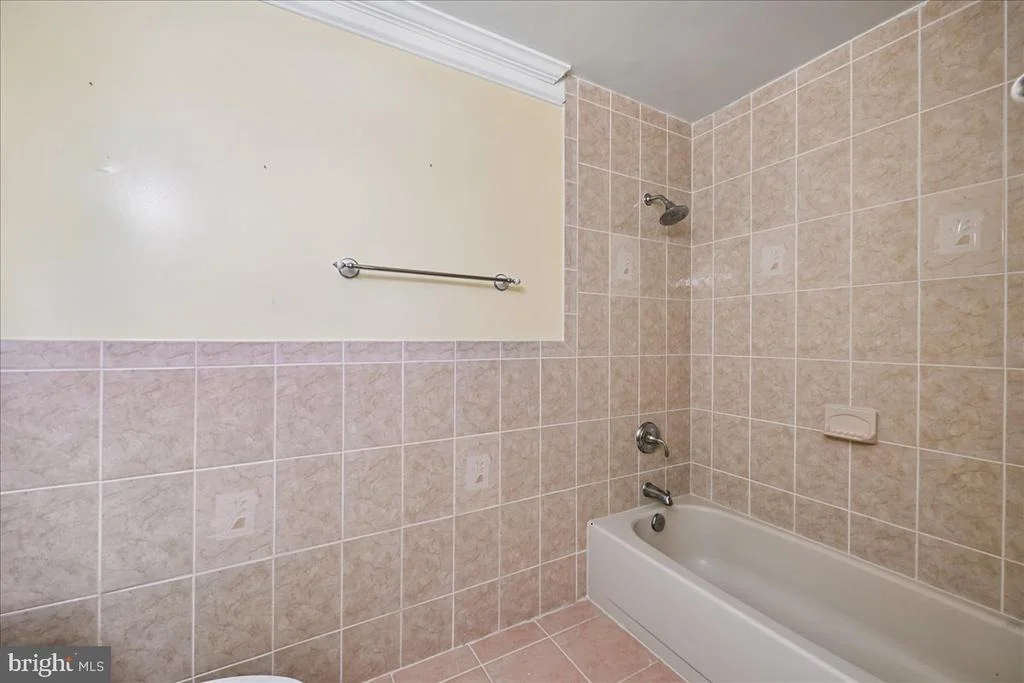 Photo of 7592 RUXTON DRIVE