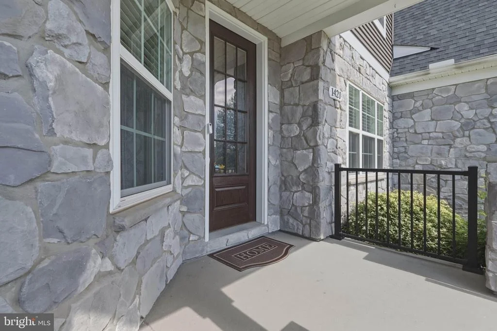 Photo of 1420 PEDIGREE STREET