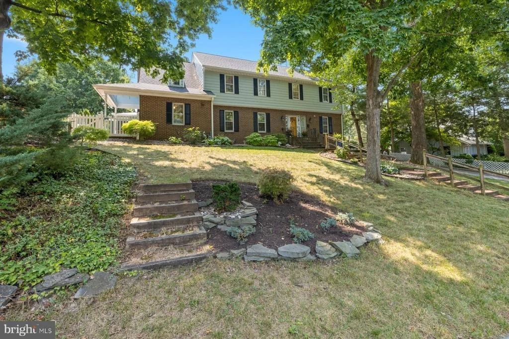 Photo of 608 BELLVIEW AVENUE