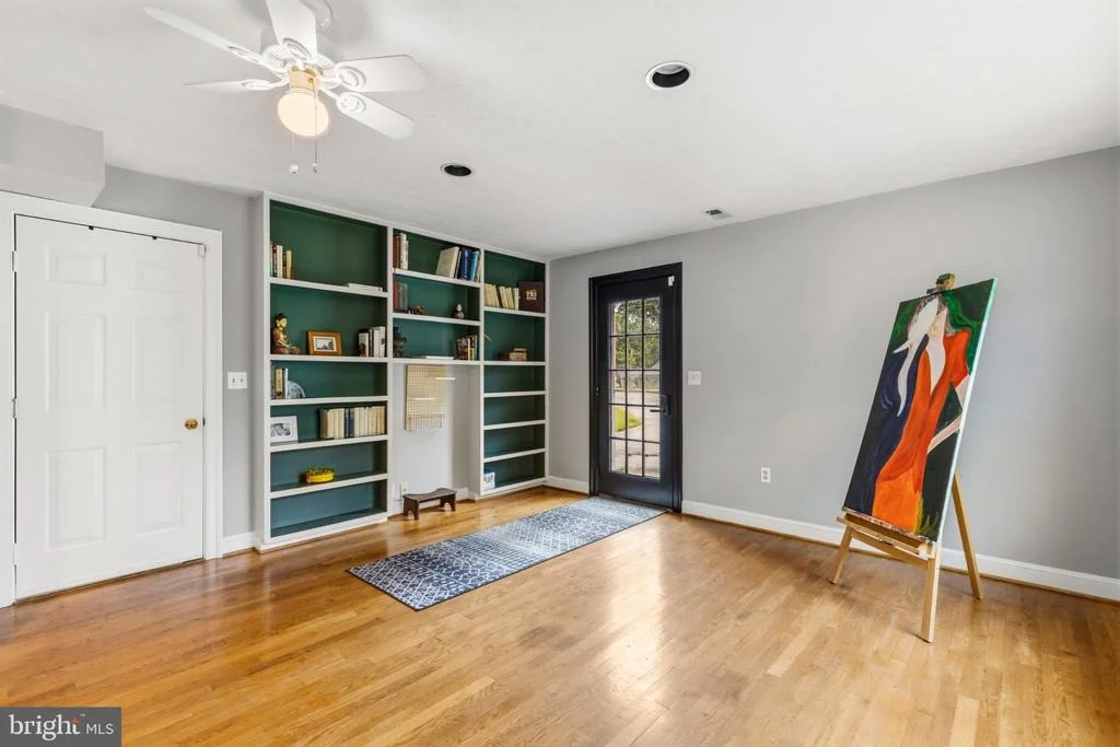 Photo of 26135 VIEWLAND DRIVE