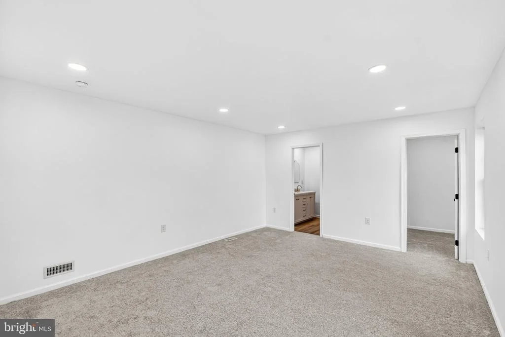 Photo of 23 GLOUCESTER AVENUE