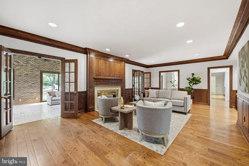 Photo of 9801 BENTCROSS DRIVE