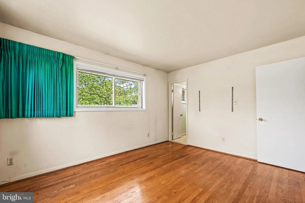 Photo of 11105 SLYE COURT
