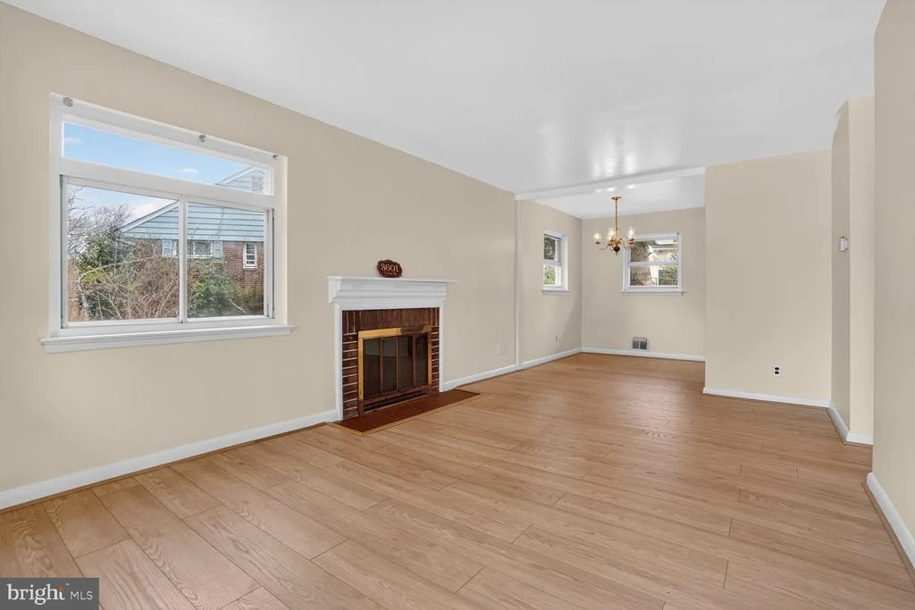 Photo of 3601 CREST DRIVE