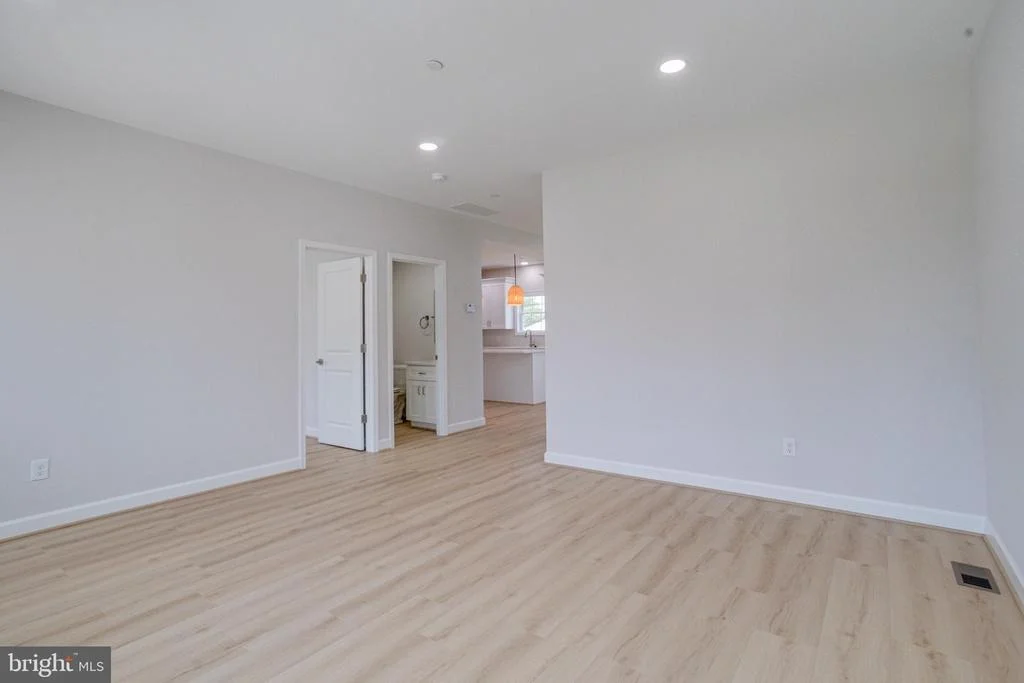 Photo of 7547 BATTLE GROVE CIRCLE