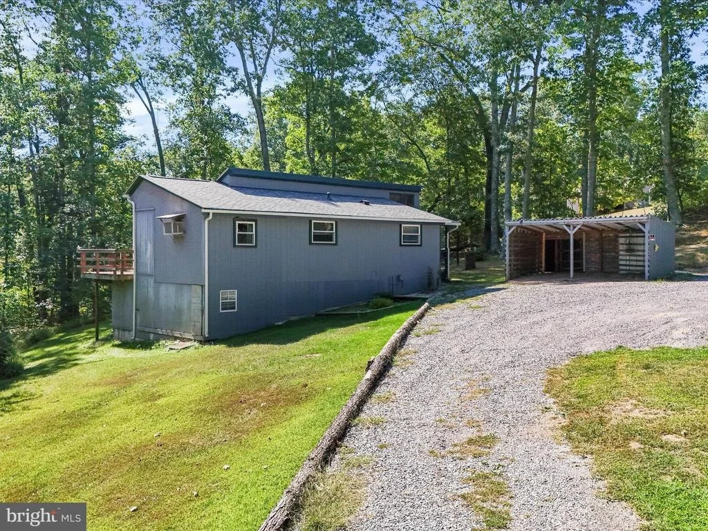 Photo of 867 MASON ROAD