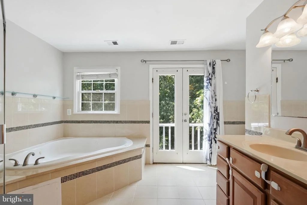 Photo of 7316 WALNUT KNOLL DRIVE