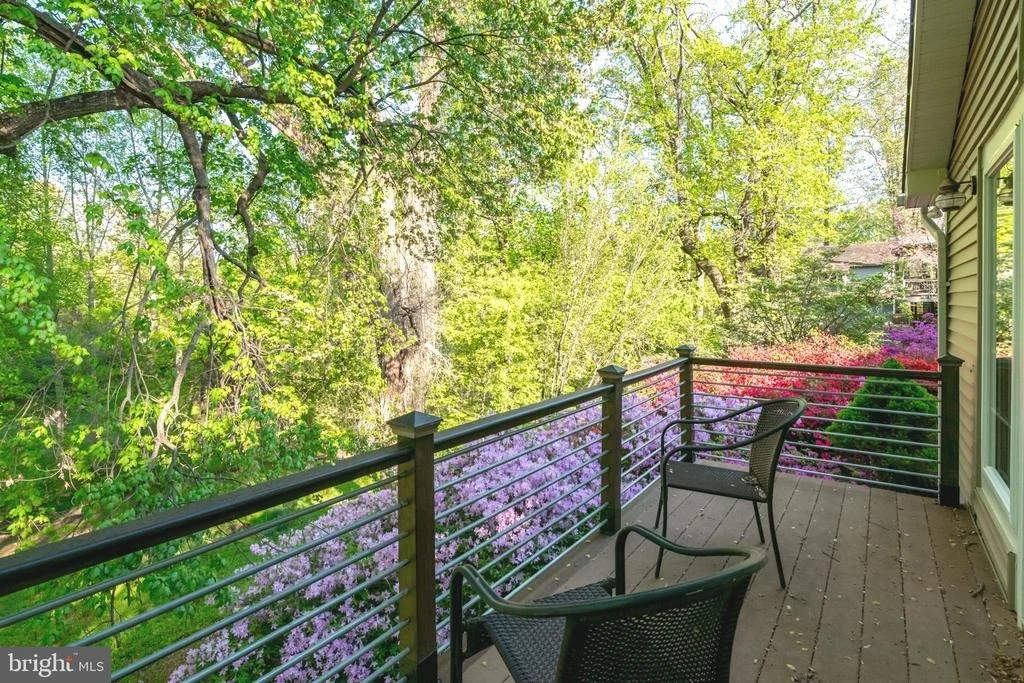 Photo of 1553 ASHCROFT LANE