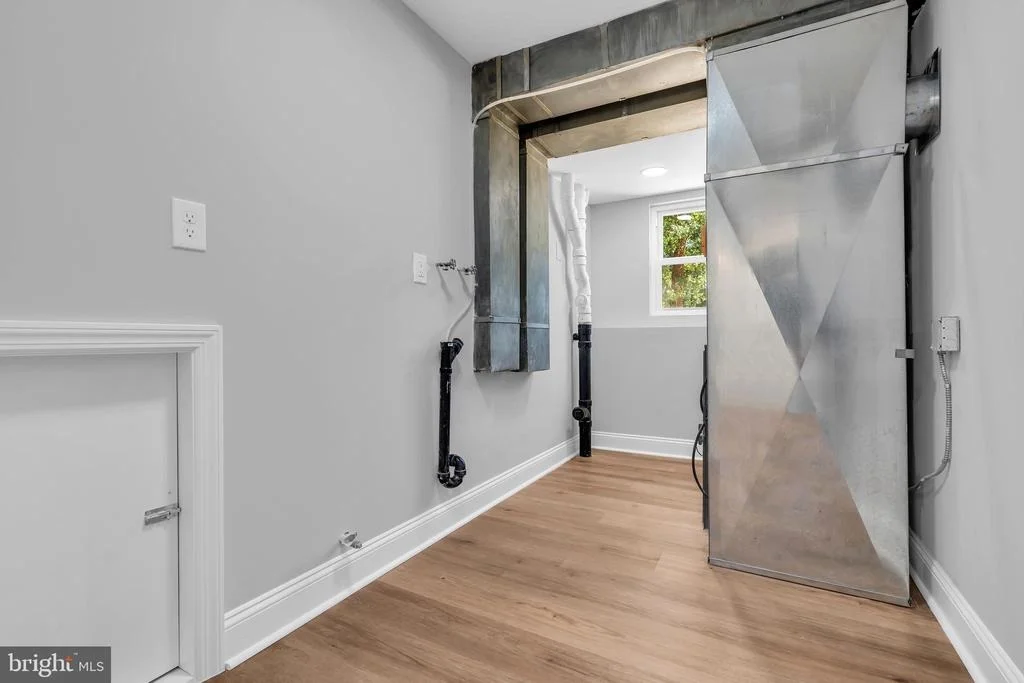Photo of 143 OAK PINES BOULEVARD