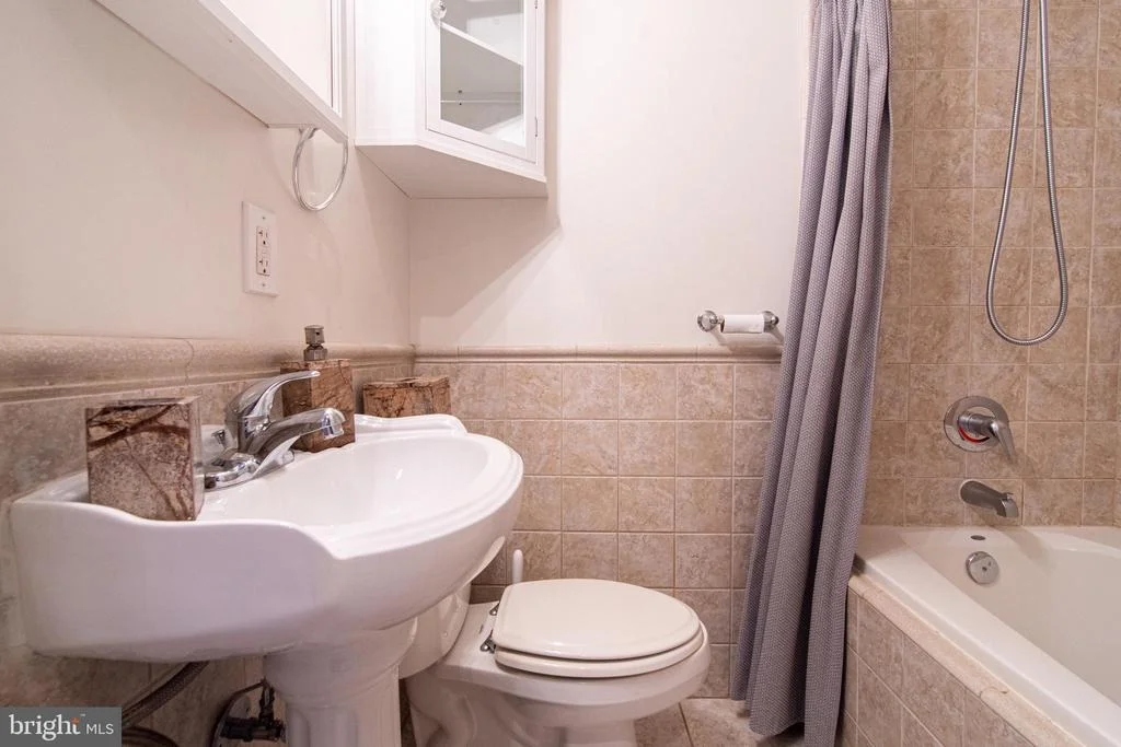 Photo of Unit 4D at 2225 EUTAW PLACE