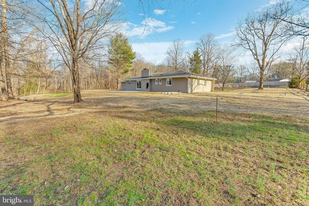 Photo of 9426 BOYDS TURN ROAD