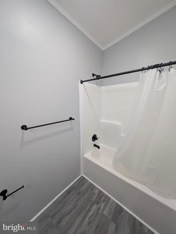 Photo of 227 POCLAIN RD