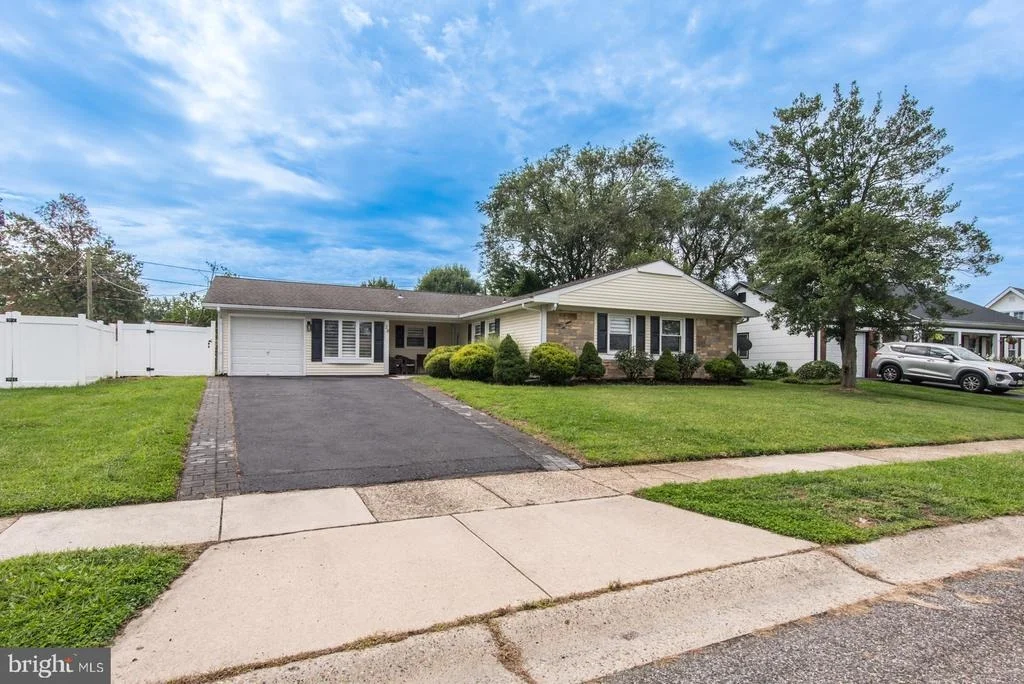 Photo of 28 GIMBLE LANE
