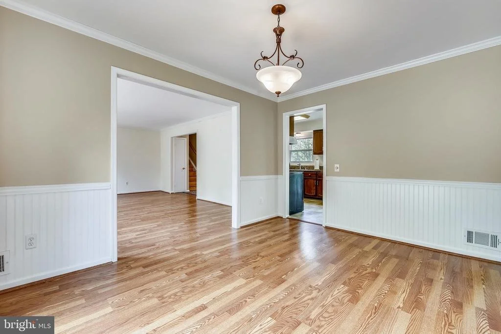 Photo of 2417 NEES LANE