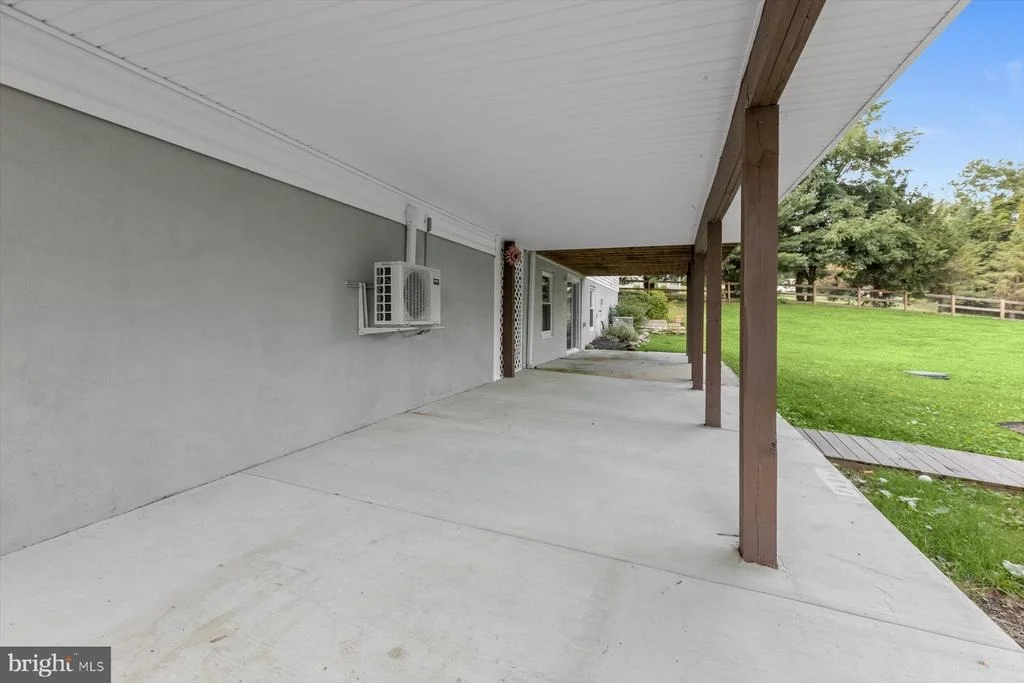 Photo of 2215 RIDGEMONT DRIVE