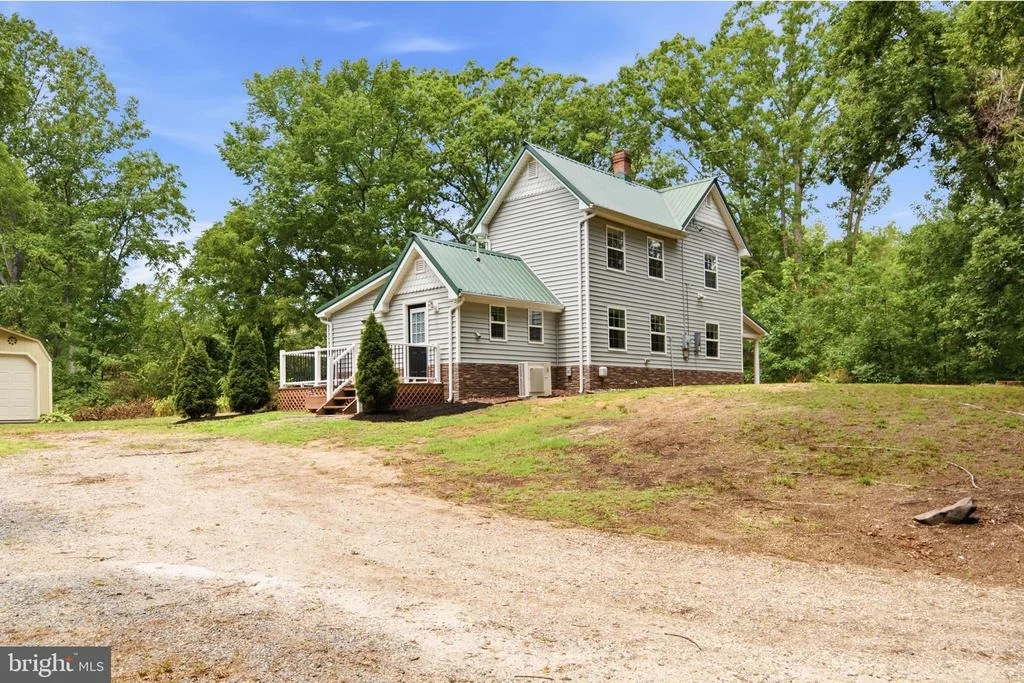 Photo of 1804 SIXES ROAD