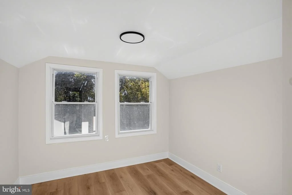 Photo of 6740 SUMERDUCK ROAD