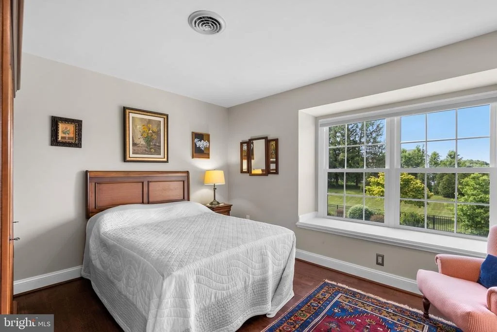 Photo of 21108 GOLF ESTATES DRIVE