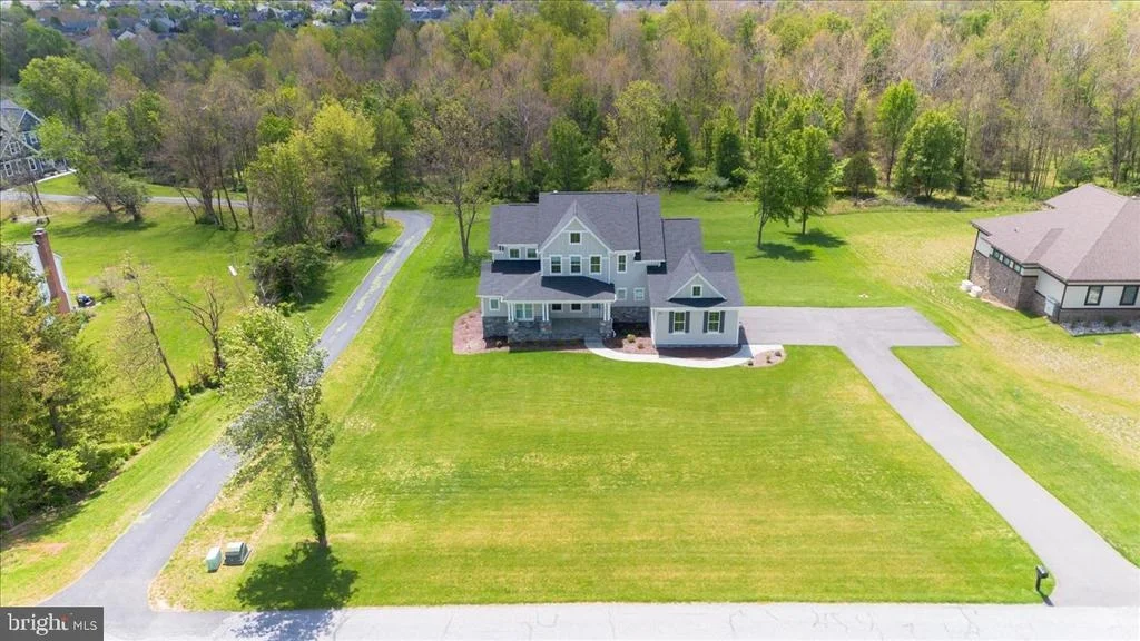 Photo of 7172 MEADOWBROOKE DRIVE