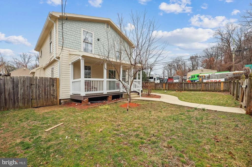 Photo of 501 67TH PLACE