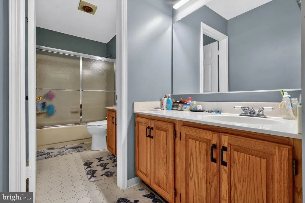 Photo of 2036 MAYFLOWER DRIVE