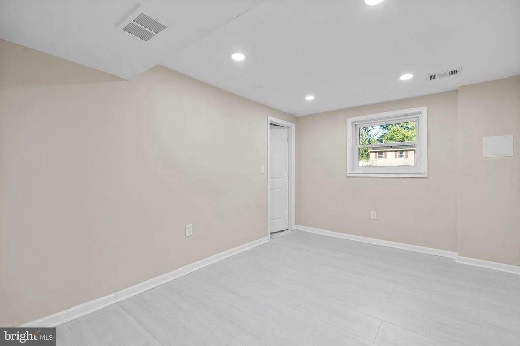 Photo of 3024 TARPON ROAD