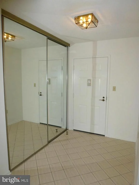 Photo of Unit 3923 at 15115 INTERLACHEN DRIVE