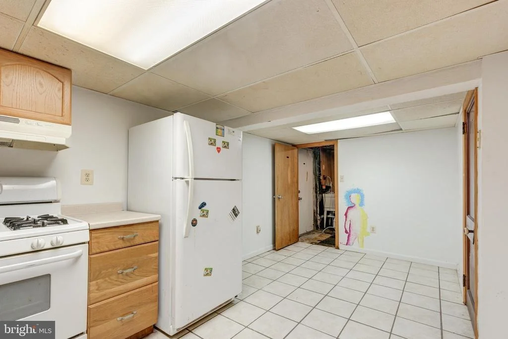 Photo of 4928 LEEDS AVENUE