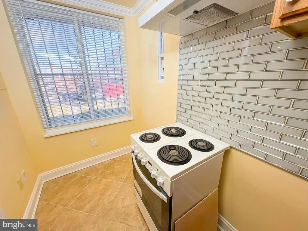 Photo of 1106 45TH PLACE SE