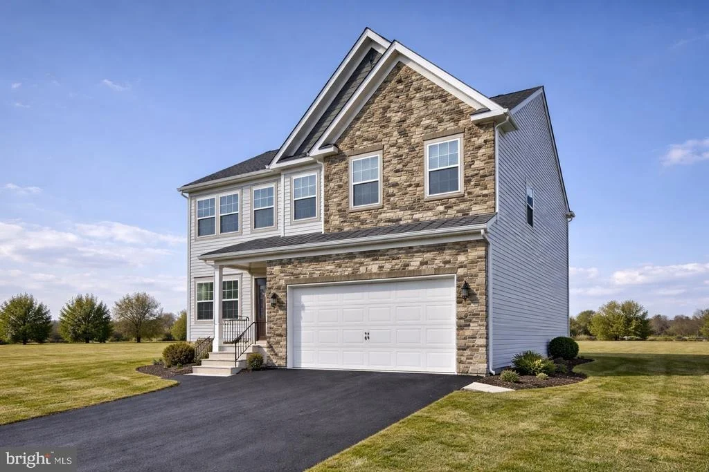 Photo of 527 TRIMBLE ROAD