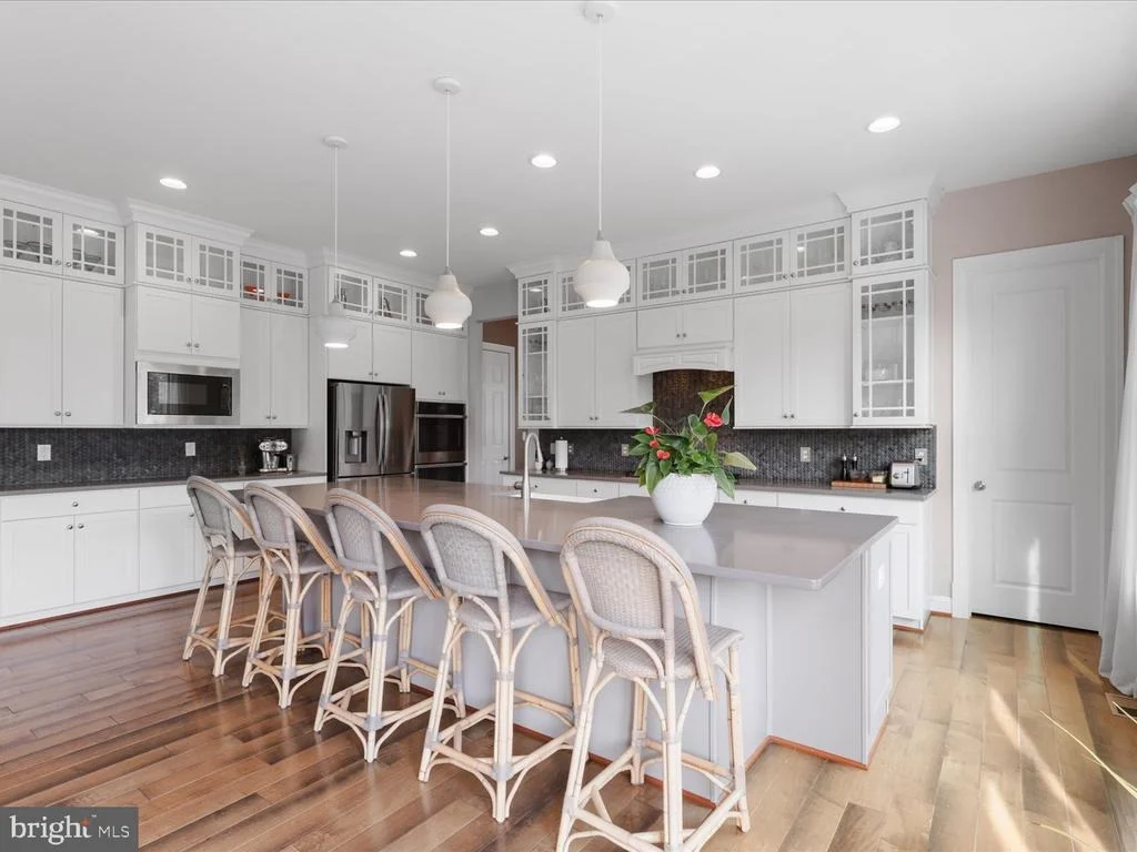 Photo of 25970 LIQUIDAMBAR LANE