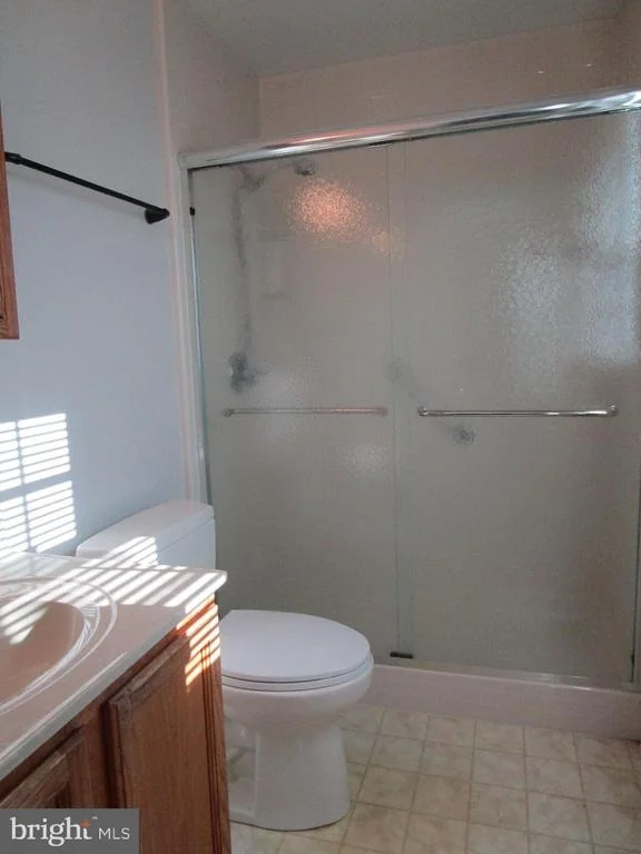 Photo of 1672 VERNON ROAD
