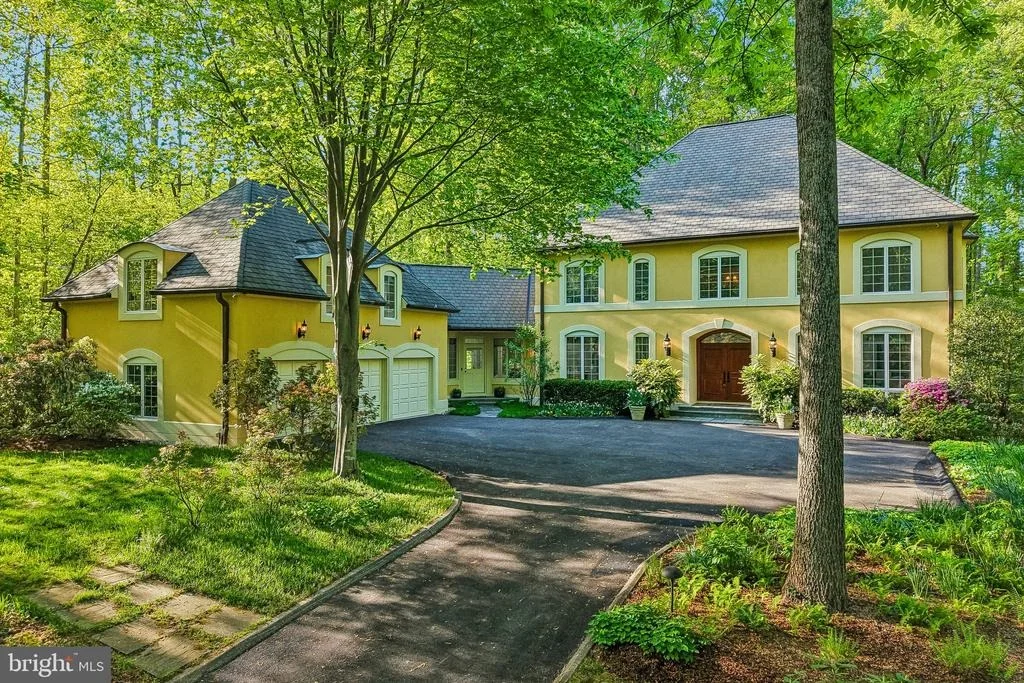 Photo of 13798 LAKESIDE DRIVE