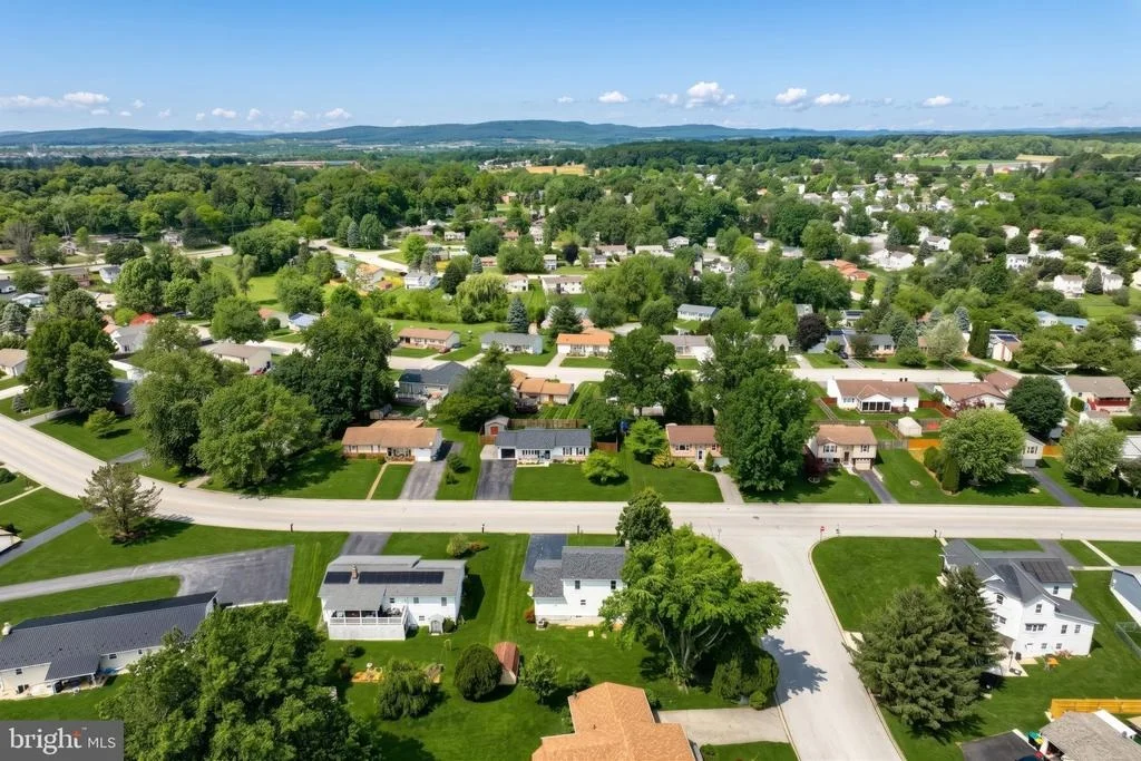 Photo of 27 COLONIAL DRIVE