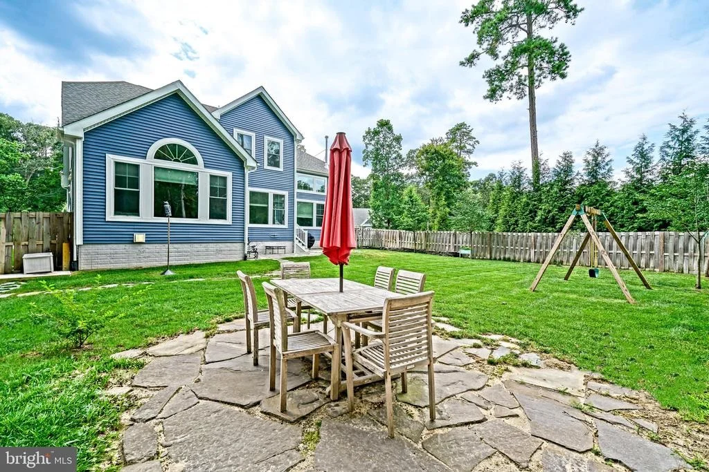 Photo of 19035 WINTERBERRY STREET