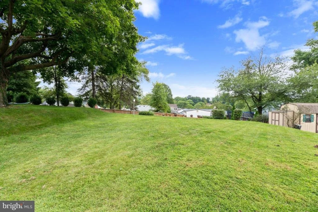 Photo of 403 GRALAN ROAD