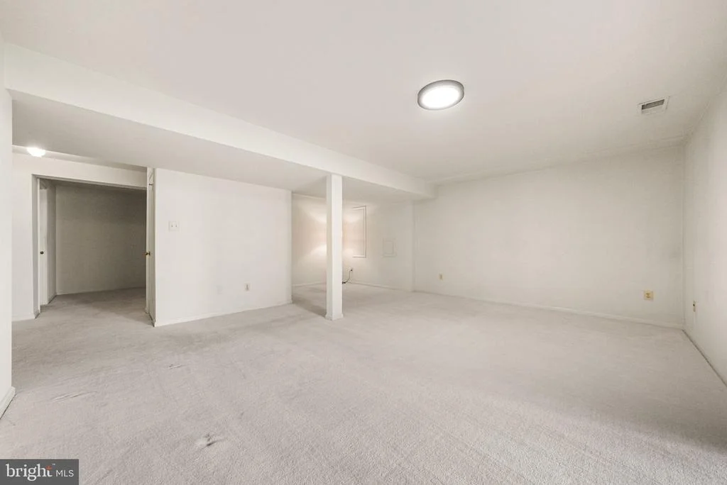 Photo of 6011 BURNSIDE LANDING DRIVE