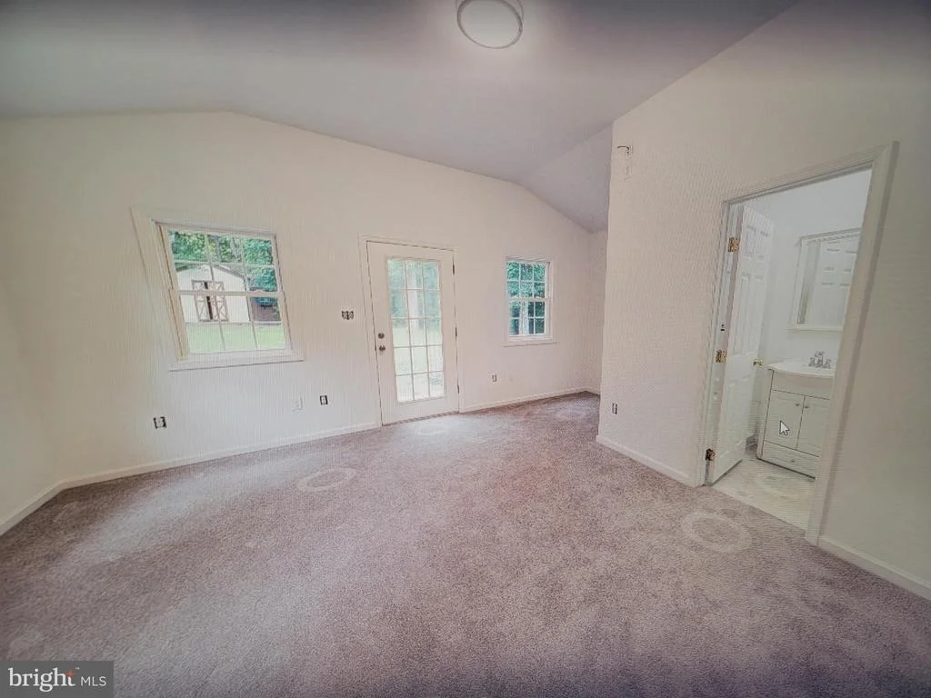 Photo of 7013 TRAILS END ROAD