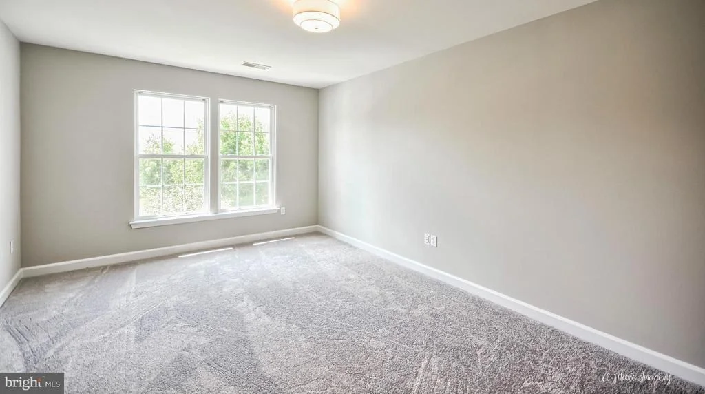 Photo of 402 GLENBROOK DRIVE