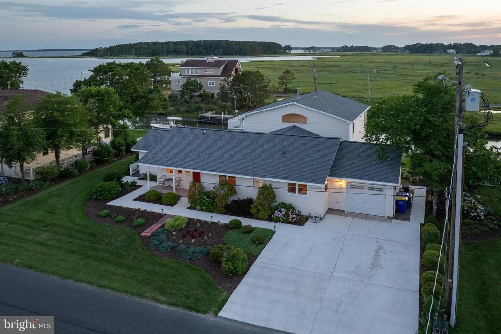 Photo of 13 VENETIAN DRIVE