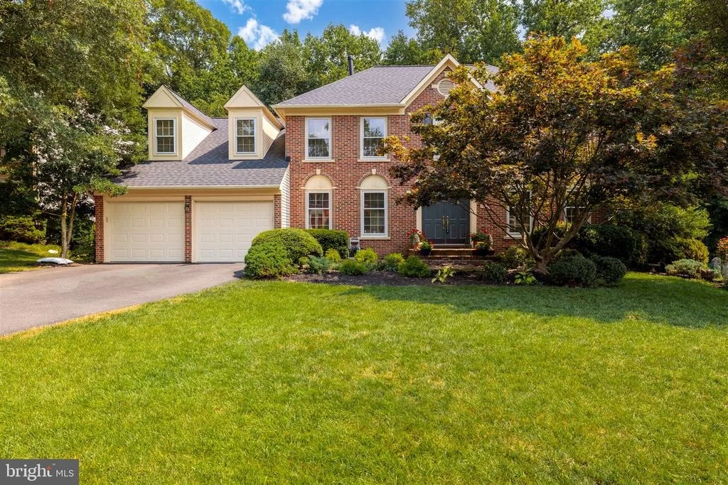 Photo of 7909 DEERLEE DRIVE