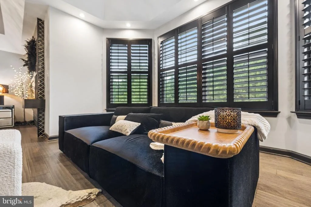 Photo of 8328 PINE KNOTT COURT