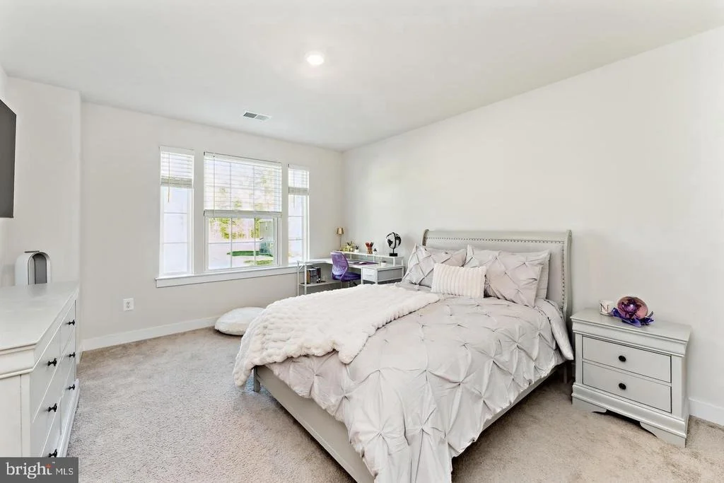 Photo of 39 OAK ROAD