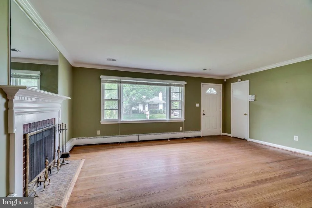 Photo of 4235 SIDEBURN ROAD