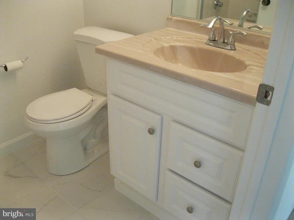 Photo of Unit 871B at 15311 PINE ORCHARD DRIVE