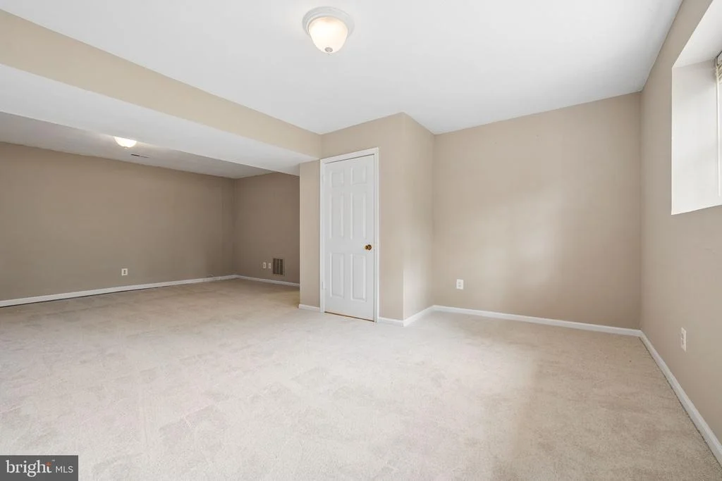 Photo of 15922 EDGEWOOD DRIVE