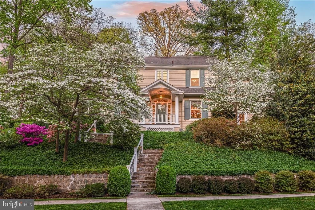 Photo of 7109 MEADOW LANE