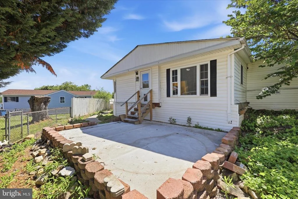 Photo of 16256 MCGREGOR DRIVE
